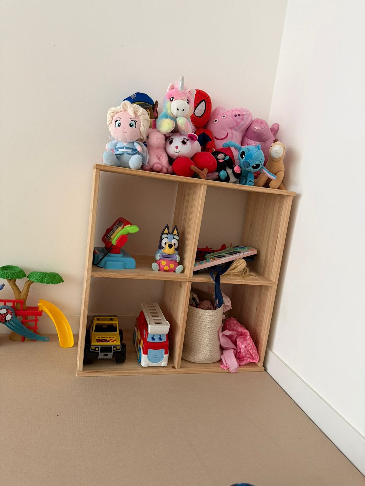 Kast met vakken te koop, Ophalen, Minder dan 75 cm, 105 cm of meer, Zo goed als nieuw