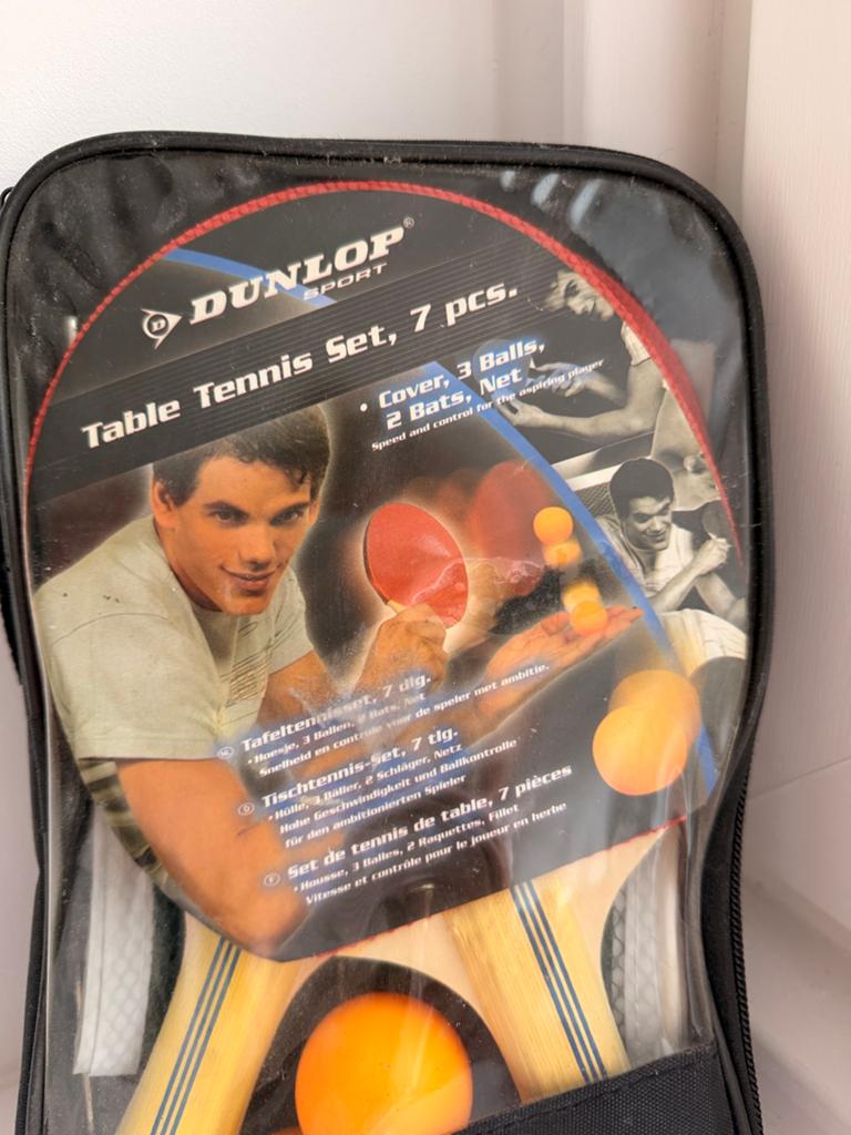 Dunlop Tafeltennis Set - Compleet met Batjes, Ballen & Net, Ophalen of Verzenden, Zo goed als nieuw, Net, Batje(s) of Balletje(s)