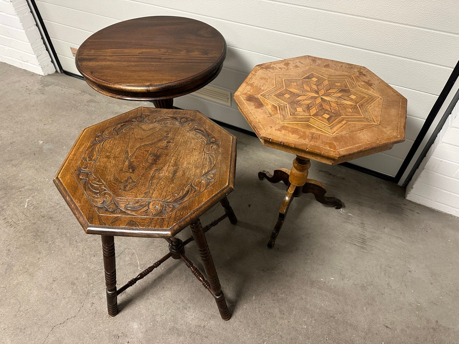3 Antieke Bijzettafels afzonderlijk te koop, Antiek en Kunst, Ophalen