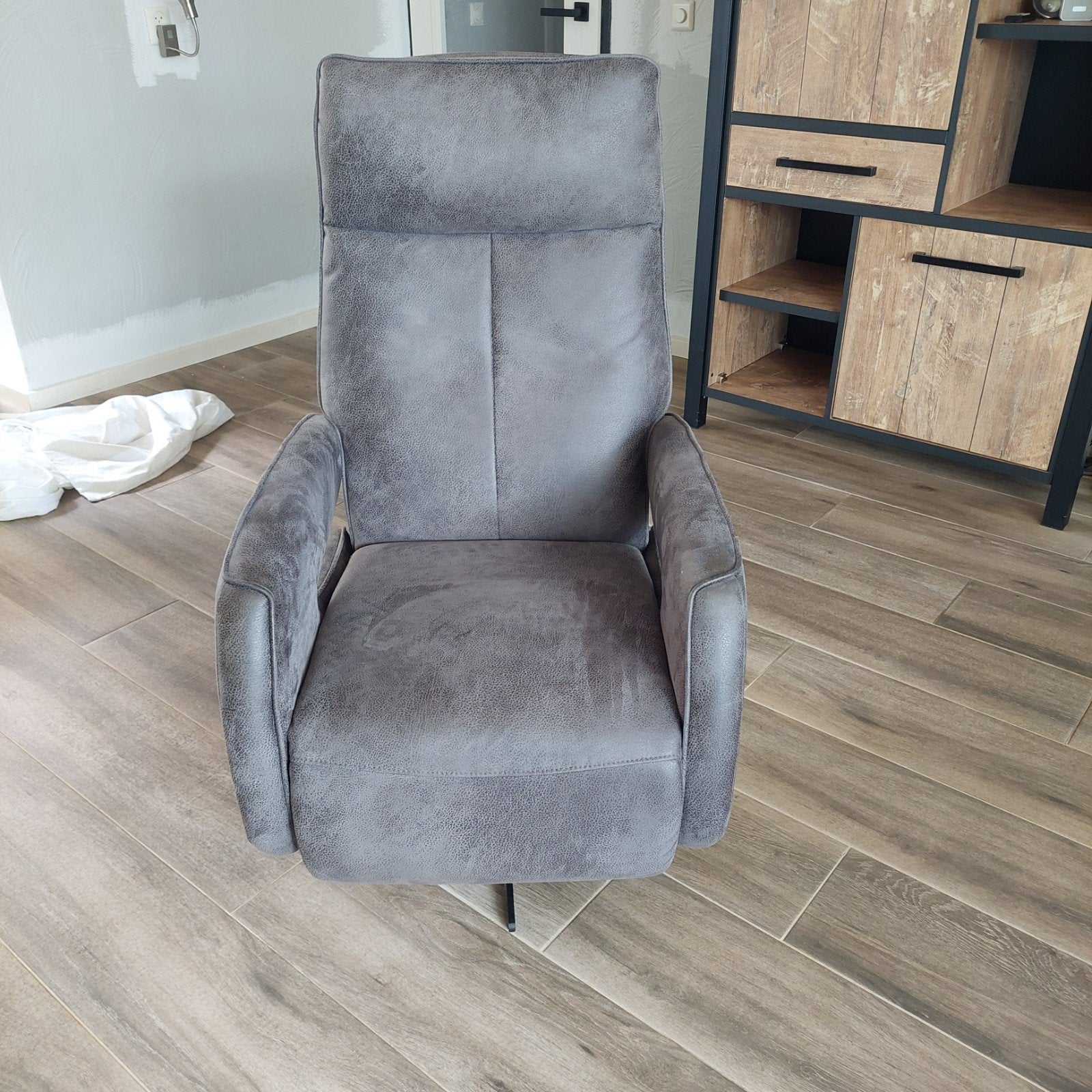 Electrisch verstelbare fauteuil op accu, Ophalen, 75 tot 100 cm, 50 tot 75 cm