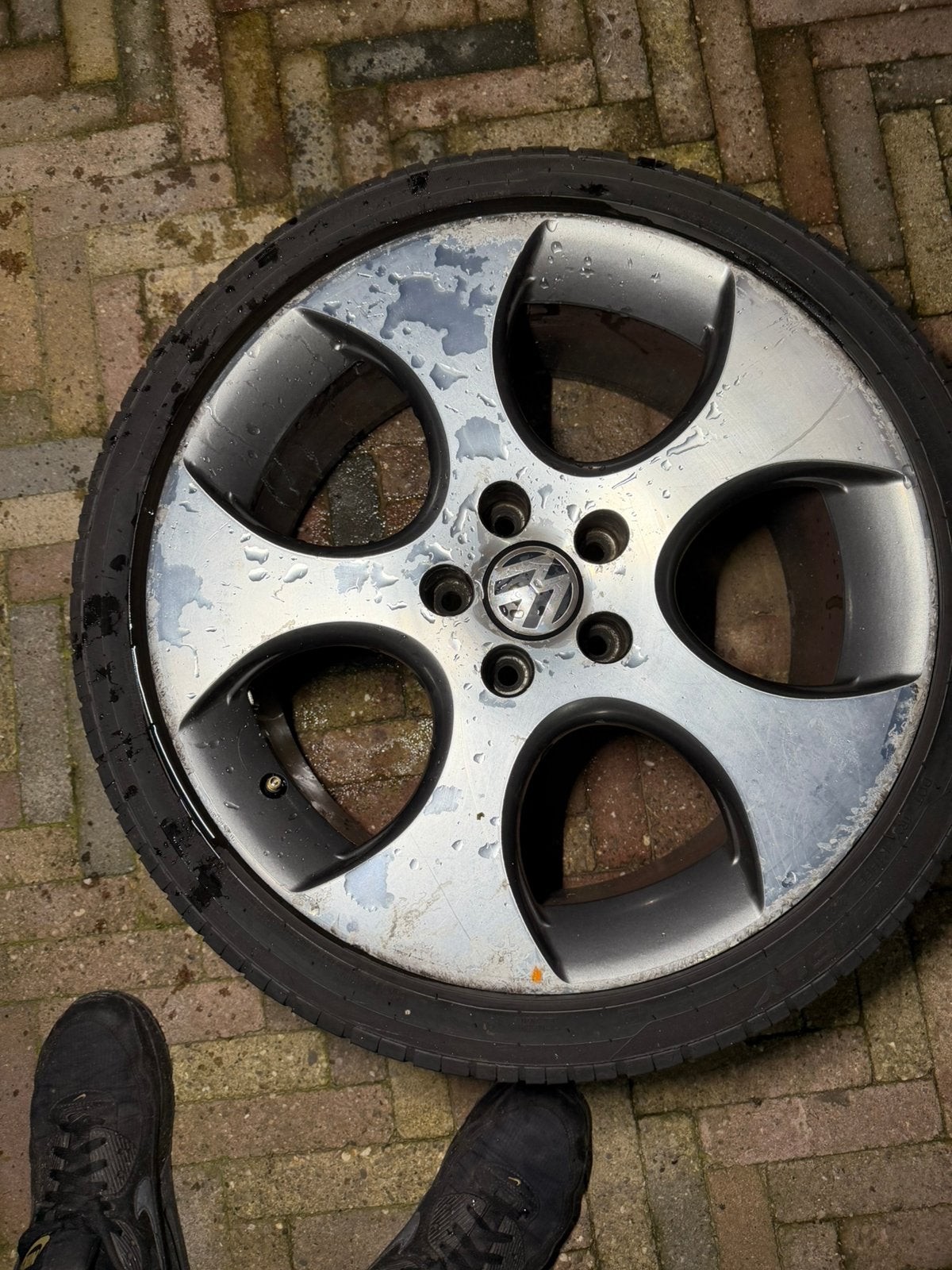 Golf 5 detroit wielen set opknapper 225/40-R18 5x112, Auto-onderdelen, Ophalen, 18 inch, Gebruikt, Banden en Velgen