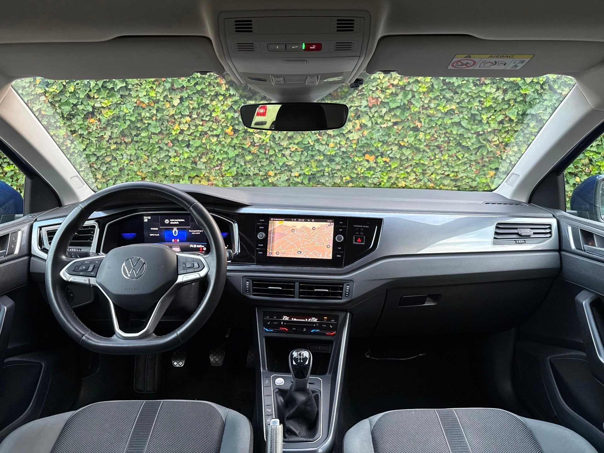 Volkswagen Polo 1.0 TSI Style | ACC | Navi | Camera | IQ-Lig, Voorwielaandrijving, Stof, Gebruikt, 49 €/maand