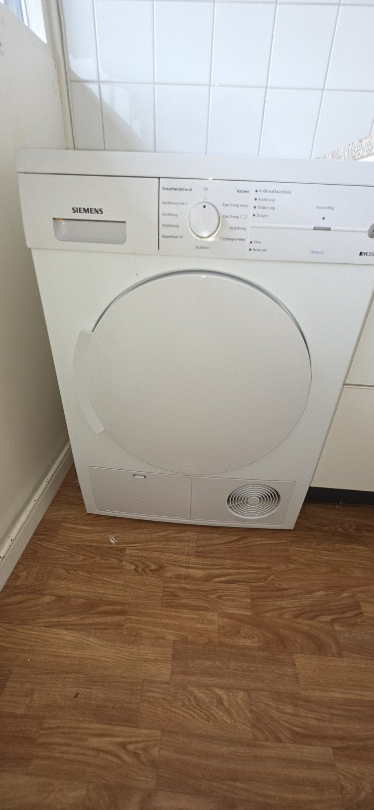 Siemens iQ300 Condensdroger - Wit, Goede Staat, Ophalen, 6 tot 8 kg, Zo goed als nieuw, Voorlader