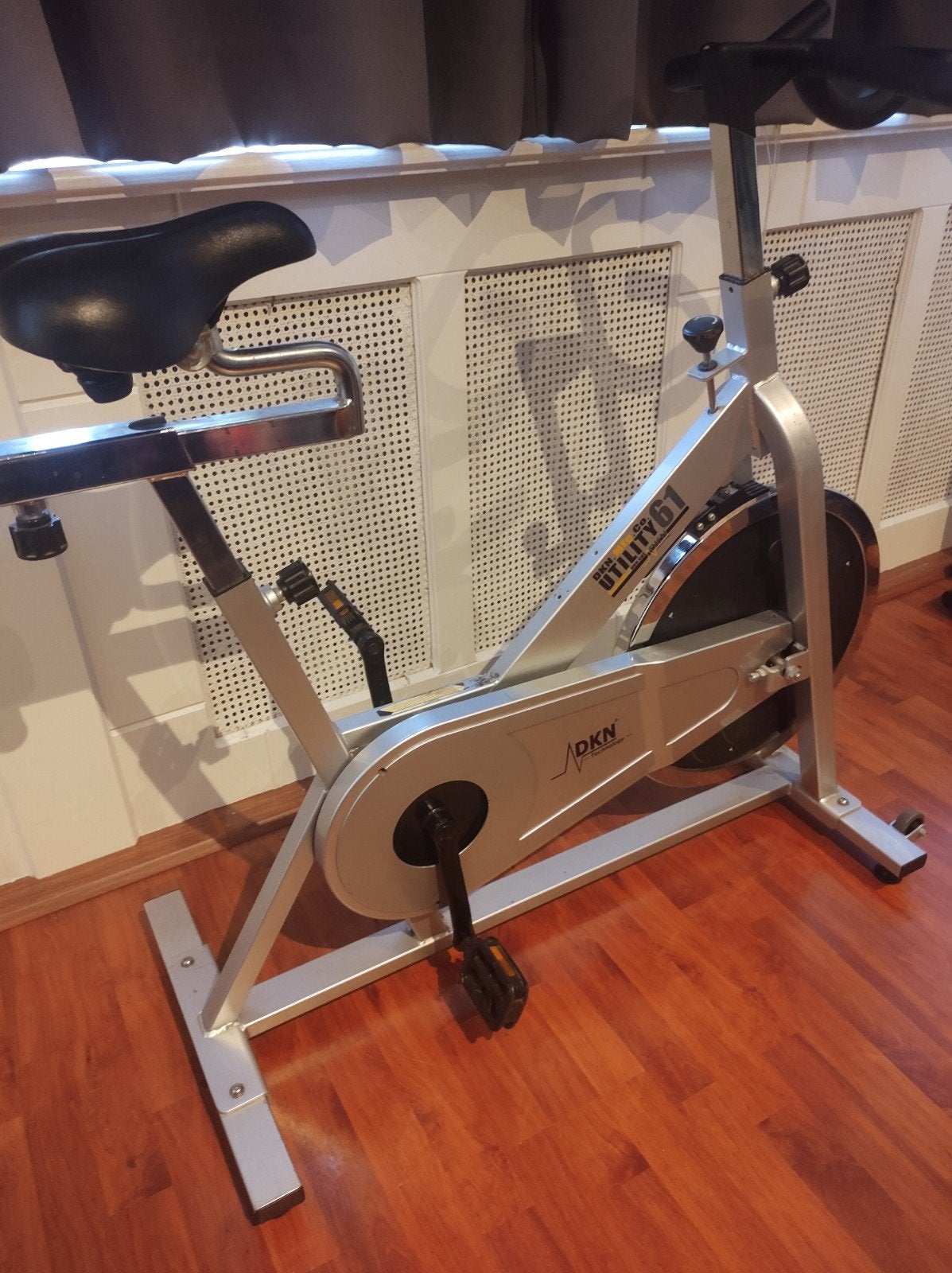 DKN Utility 61 Spinningfiets - goed onderhouden, Ophalen, Gebruikt, Spinningfiets, Metaal