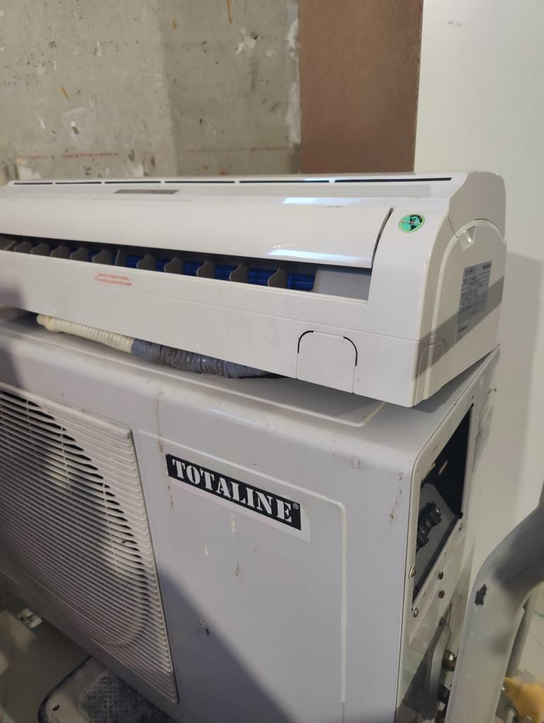 Airco met 2 splitunits, Witgoed en Apparatuur, Airco's, Ophalen, Gebruikt, Minder dan 60 m³, 3 snelheden of meer
