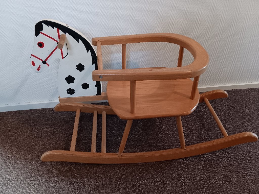 houten hobbelpaard, houten speelgoed, hobbelfiguur paard, Ophalen, Zo goed als nieuw