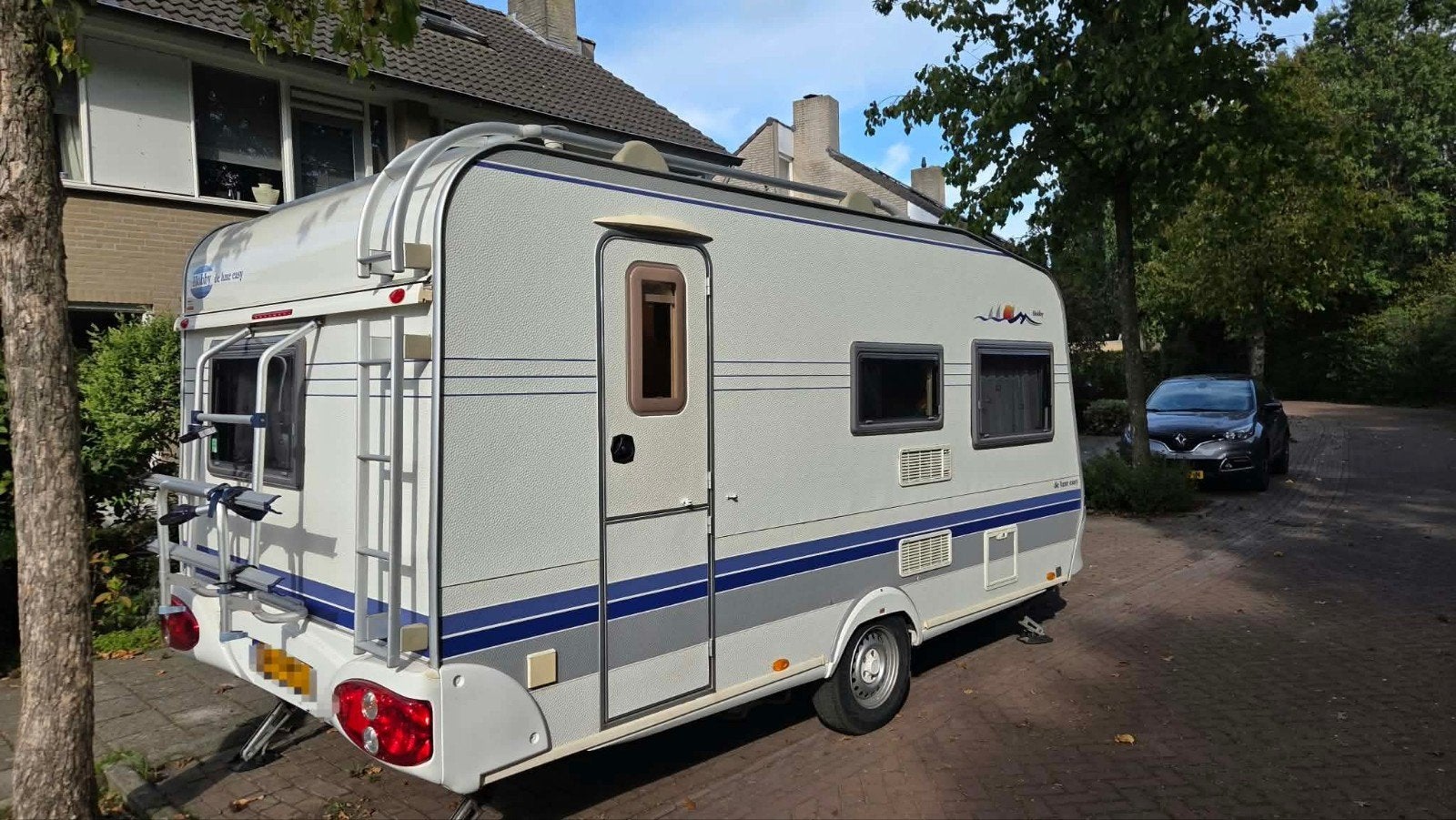 hobby 440 caravan de luxe compleet met inboedel, Caravans en Kamperen, Disselslot, Vast bed, Hobby, Particulier