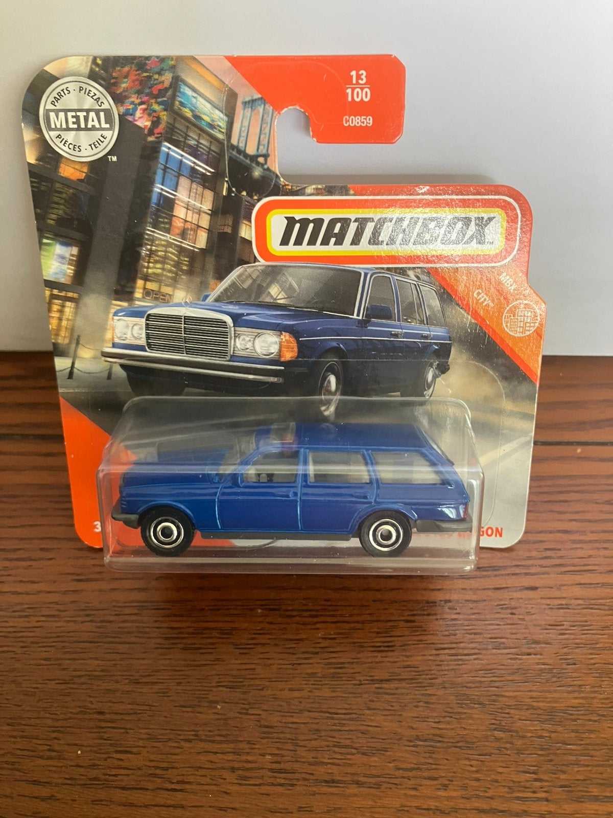 Matchbox Mercedes-Benz S123 Wagon, Kinderen en Baby's, Ophalen of Verzenden, Nieuw