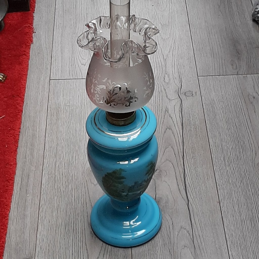 Staande olielamp opaline glas blauw, Antiek en Kunst, Ophalen