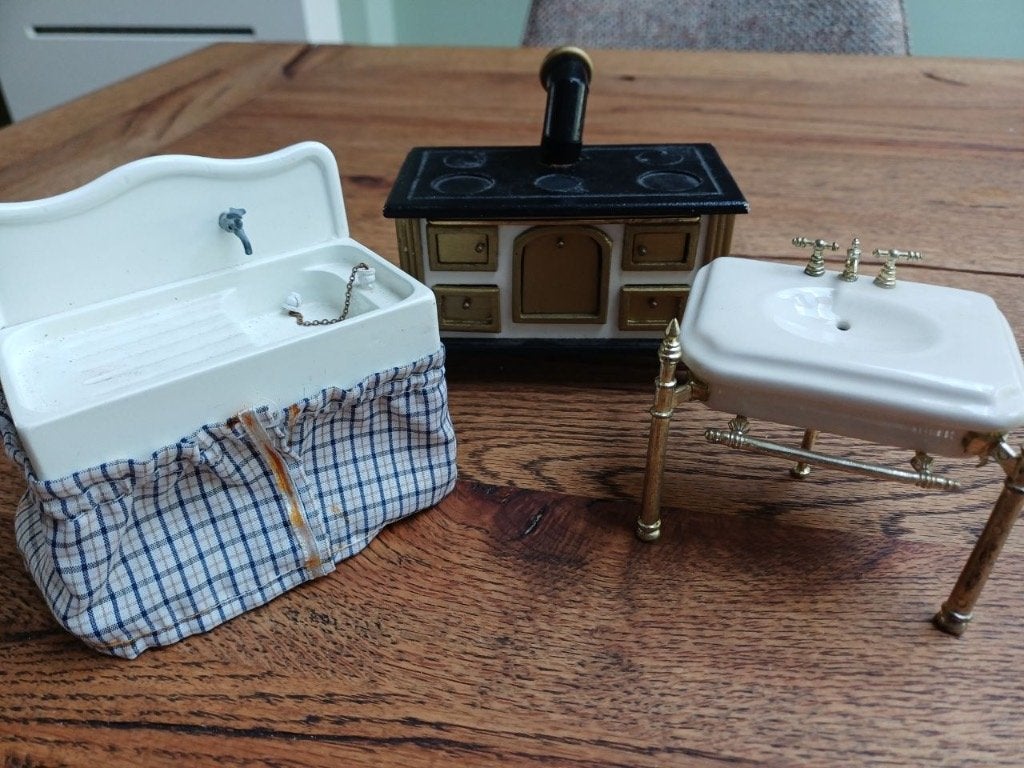 meubels poppenhuis 1:12, Poppenhuis, Gebruikt, -, -