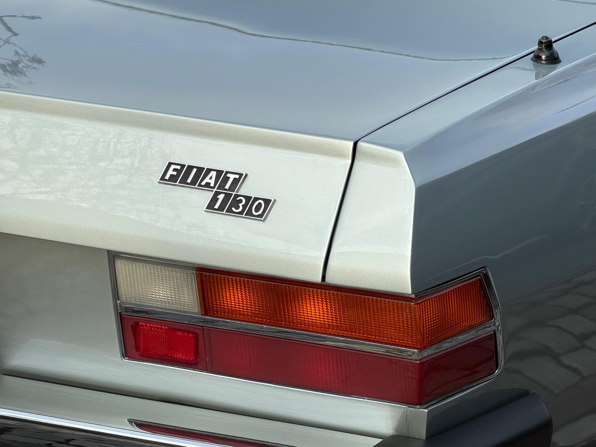 Fiat 130 3200 Coupé 5-gang, foto 2