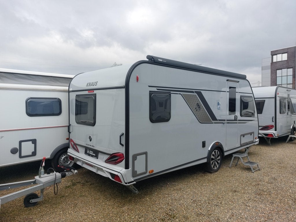 Knaus Sudwind 500 UF 60 YEARS, Caravans en Kamperen, Caravans, Rondzit, Bedrijf, 5 tot 6 meter, Knaus