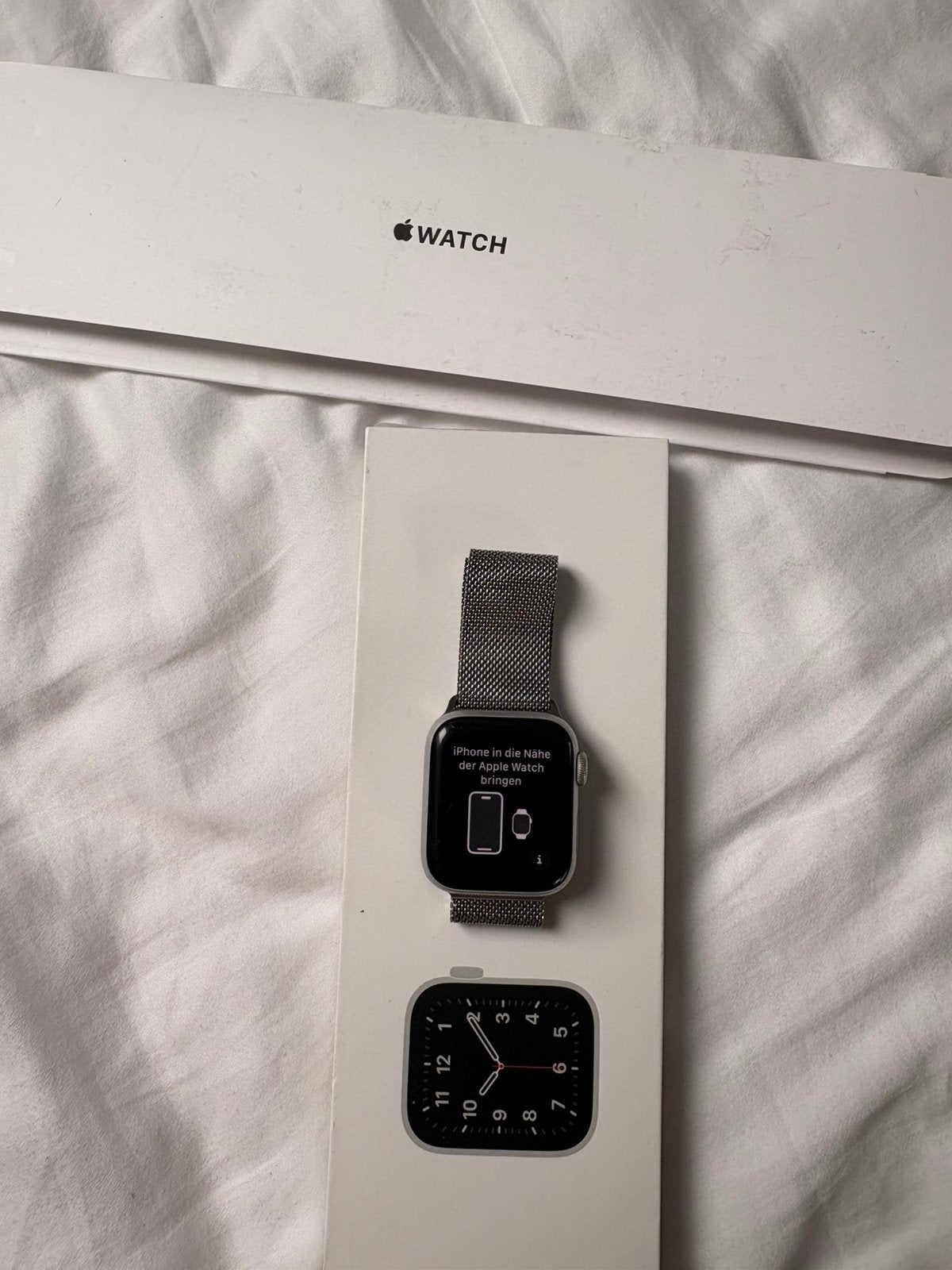 Apple Watch SE 40mm Silver, Gebruikt, Ophalen of Verzenden, Waterdicht, Zilver