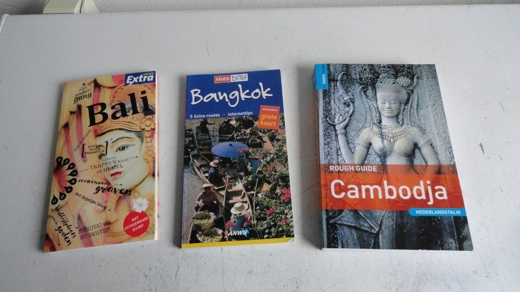 Bali, Bangkok en Cambodje 3 reisgidsen Rough Guide, Boeken, Gelezen, Rough Guide, Ophalen of Verzenden, Reisgids of -boek