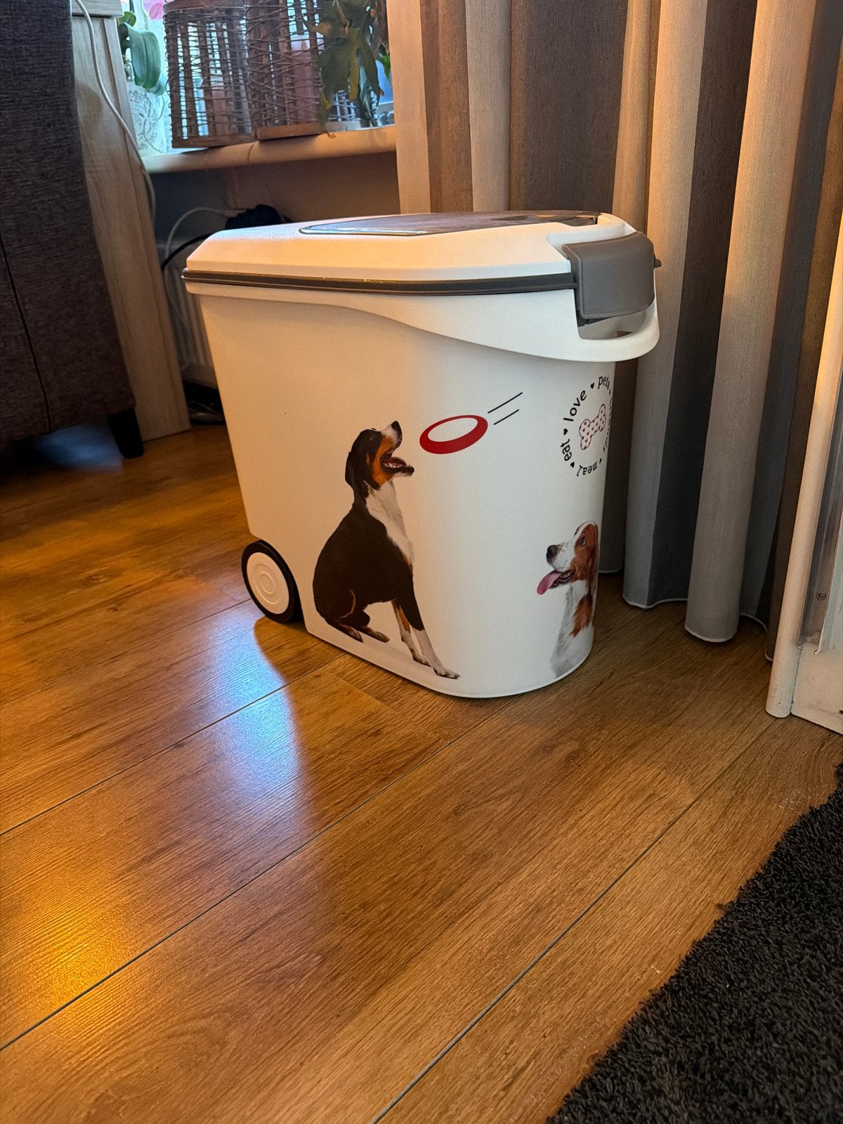 Voedselcontainer hond curve, Dieren en Toebehoren, Ophalen, Hond