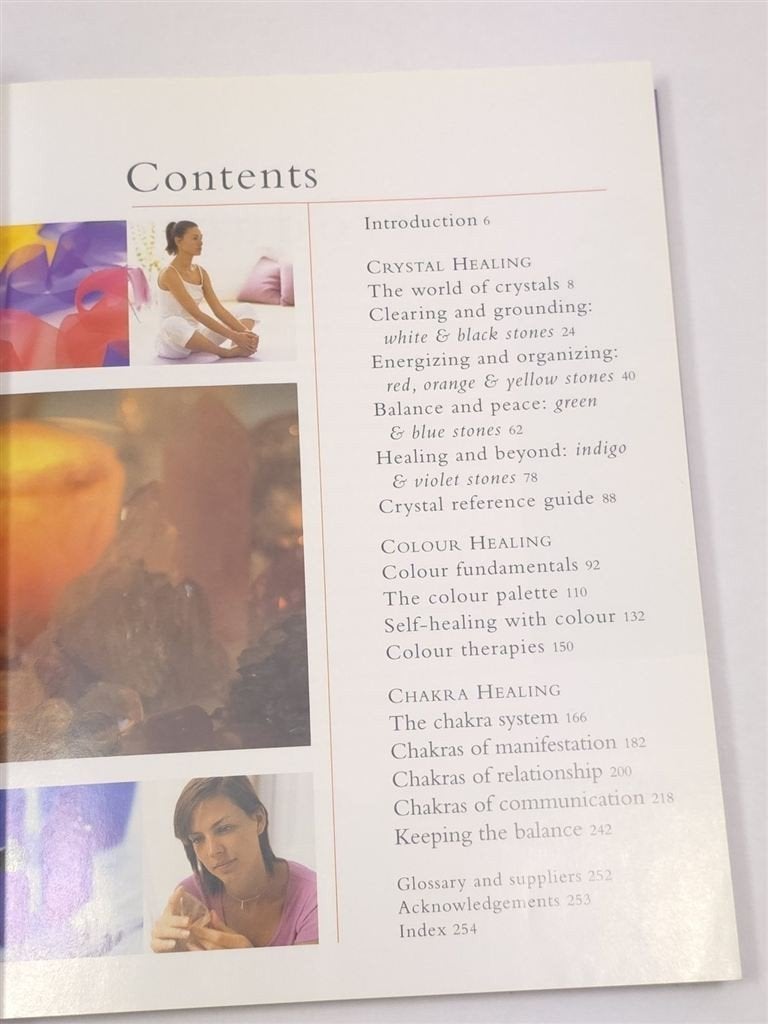 Crystal, Colour and Chakra Healing — Genezen met Kristallen, Ophalen of Verzenden, Zo goed als nieuw, Overige onderwerpen, Achtergrond en Informatie