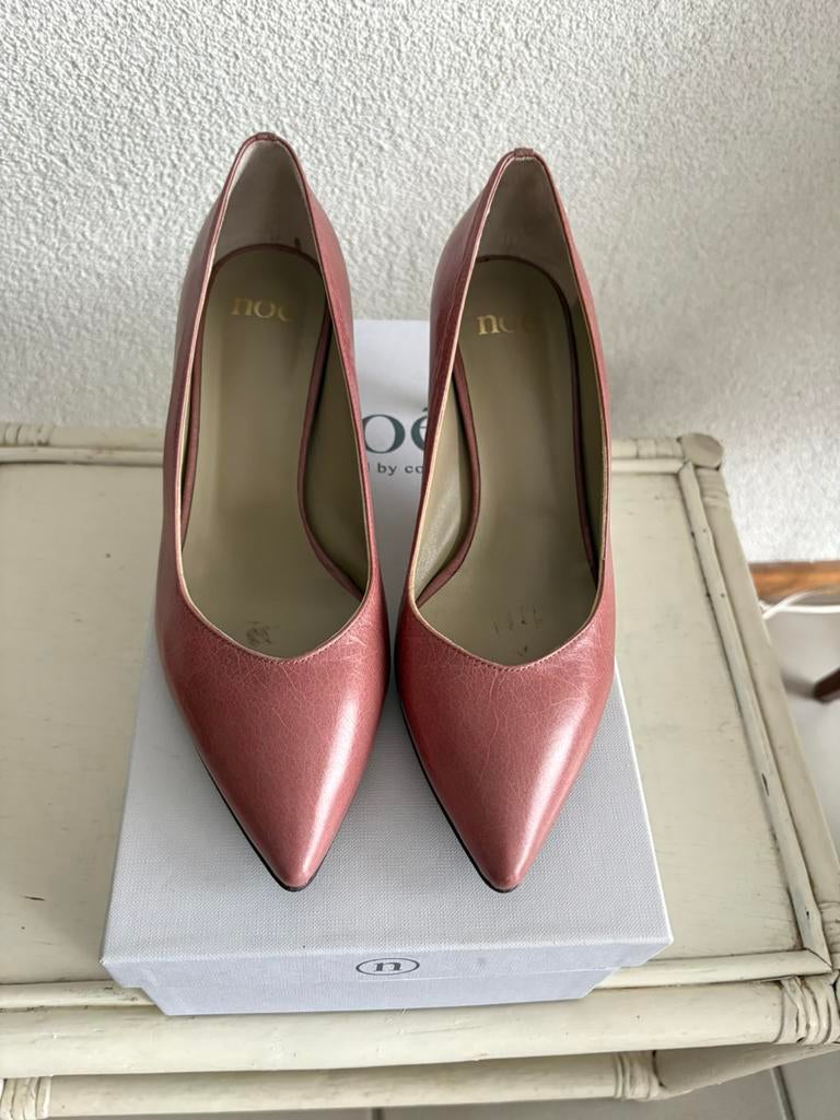 Noë pumps 39 als nieuw, Pumps, Overige kleuren, Verzenden, Zo goed als nieuw