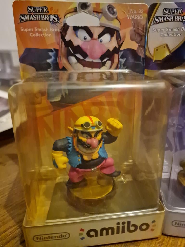 Super Smash Bros Wario Amiibo - Verkleurd, Ongeopend, Ophalen of Verzenden, Nieuw