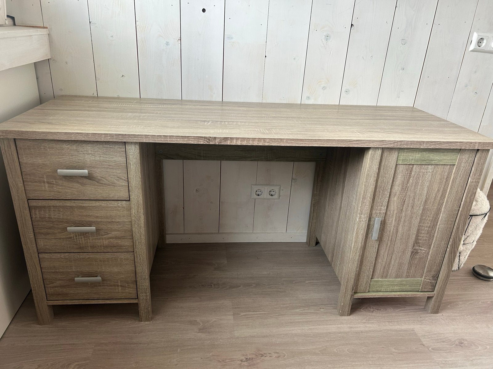 Houten bureau met lades en kastje, Ophalen, Bruin, Zo goed als nieuw, Overige merken