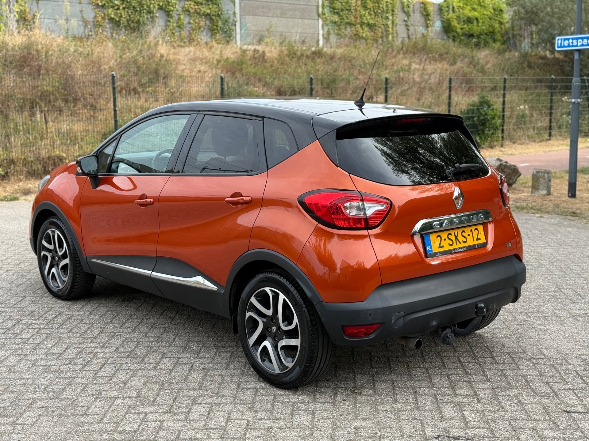 Renault Captur 0.9 TCe Dynamique NAP I CRUISE I TREKHAAK I P, Voorwielaandrijving, Gebruikt, Overige kleuren, 49 €/maand