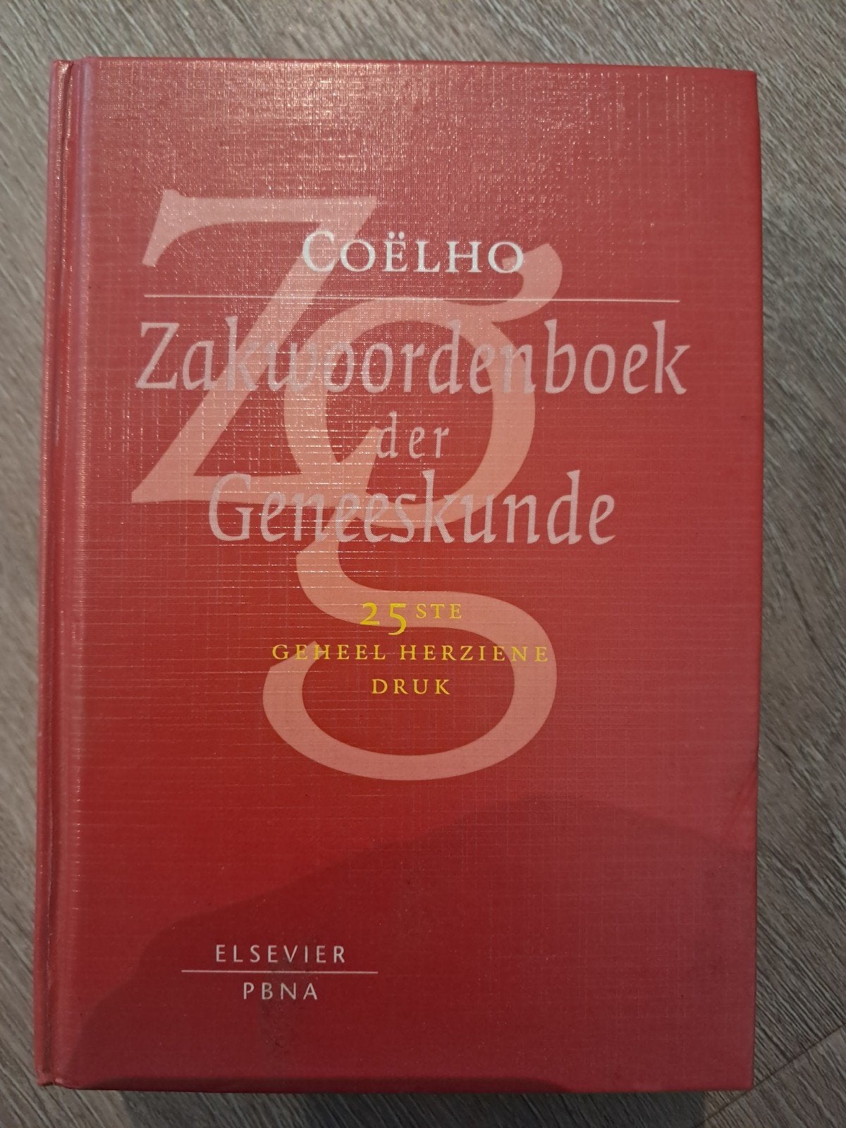Coëlho Zakwoordenboek der Geneeskunde - 25e druk, Boeken, Woordenboeken, Coëlho, Ophalen of Verzenden, Zo goed als nieuw, Overige uitgevers