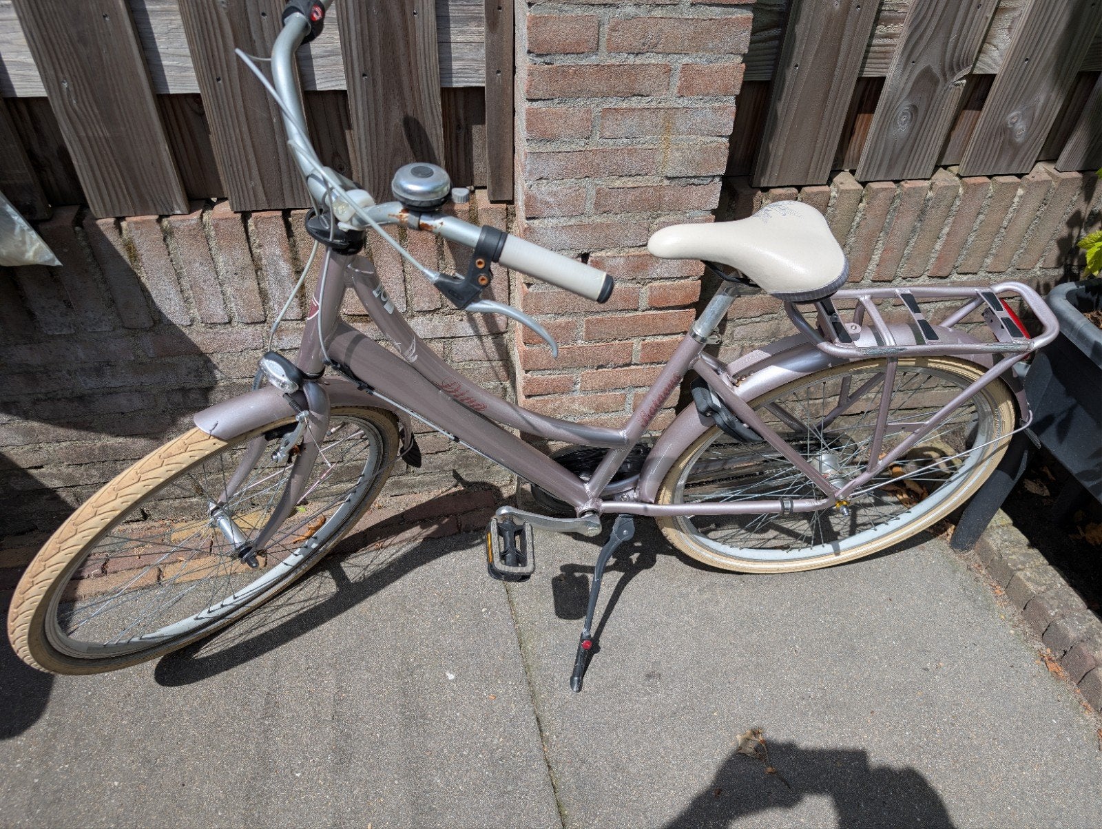 Batavus Diva 26 inch meisjesfiets, Ophalen, Gebruikt, Velgrem, Batavus