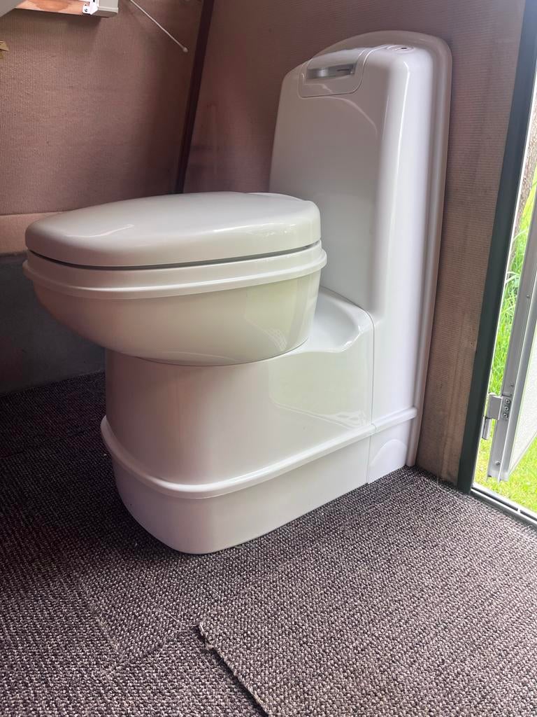 Thetford C200 toilet met cassette voor camper/caravan, Caravans en Kamperen, Caravan accessoires, Ophalen, Zo goed als nieuw