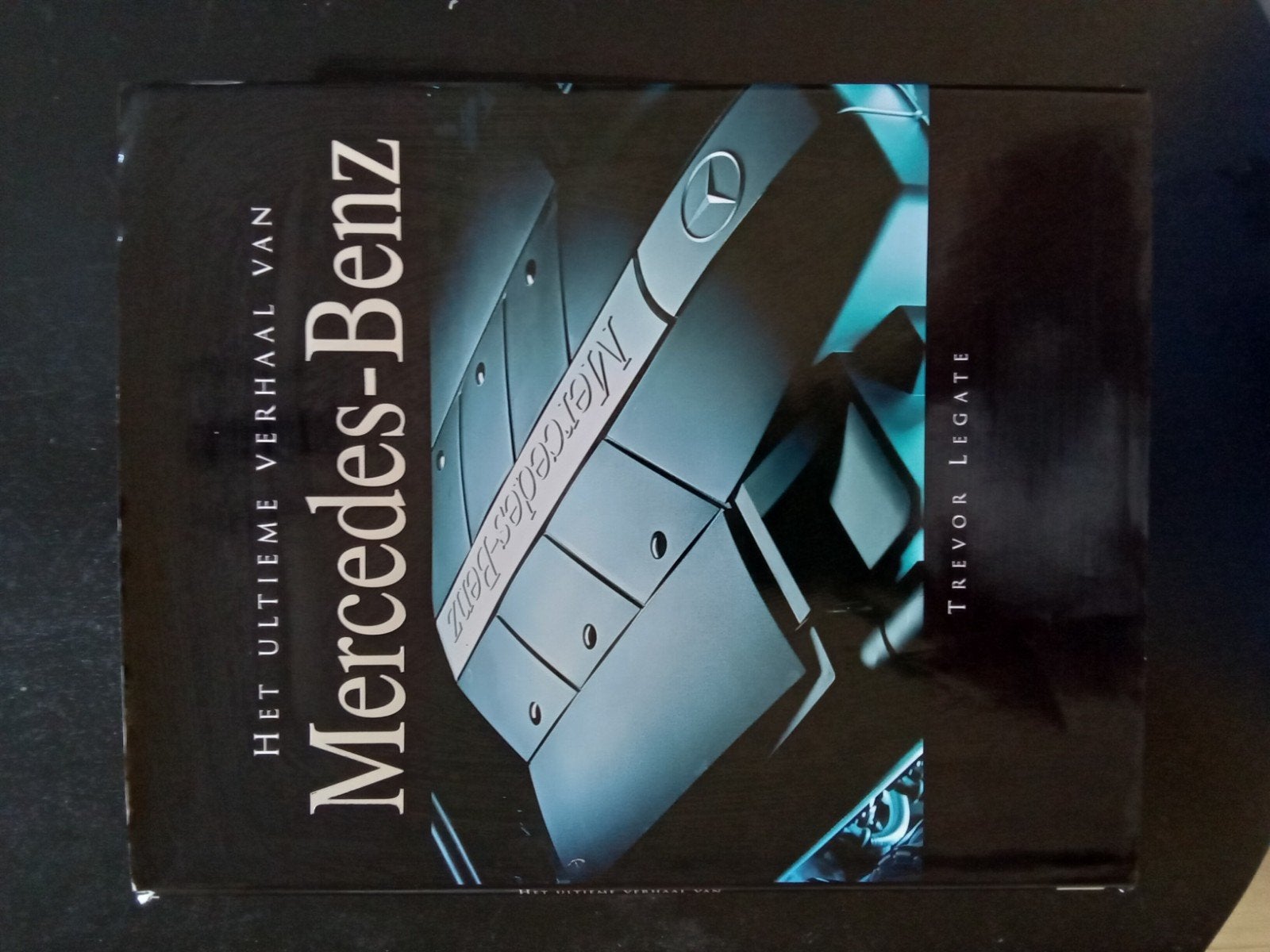 Het ultieme verhaal van Mercedes-Benz, Ophalen of Verzenden
