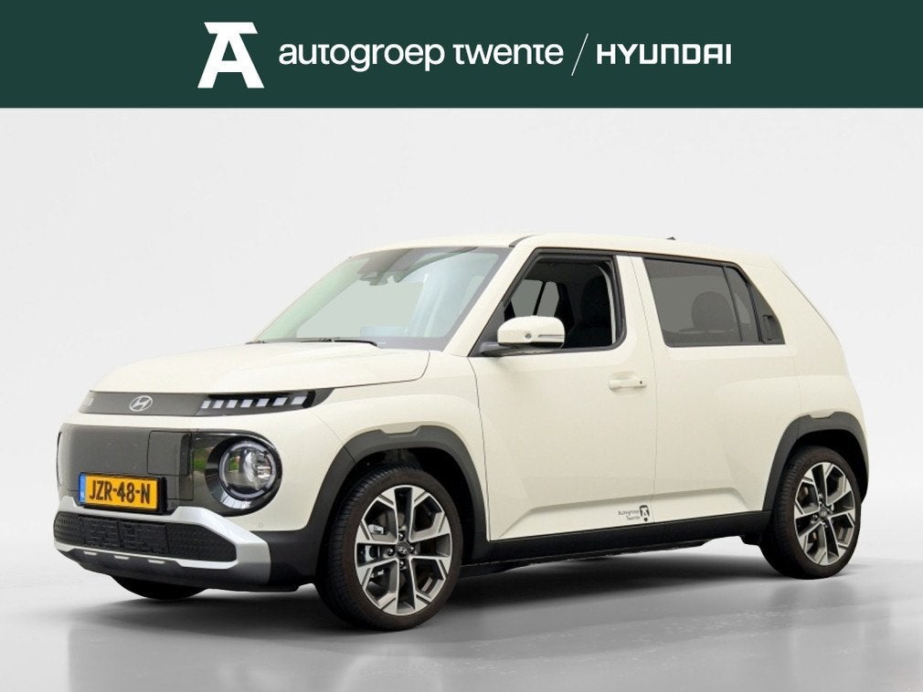 Hyundai Inster Pulse 49 kWh | DEMO-voordeel | private lease, Auto's, Hyundai, Automaat, Gebruikt, Zwart, Wit