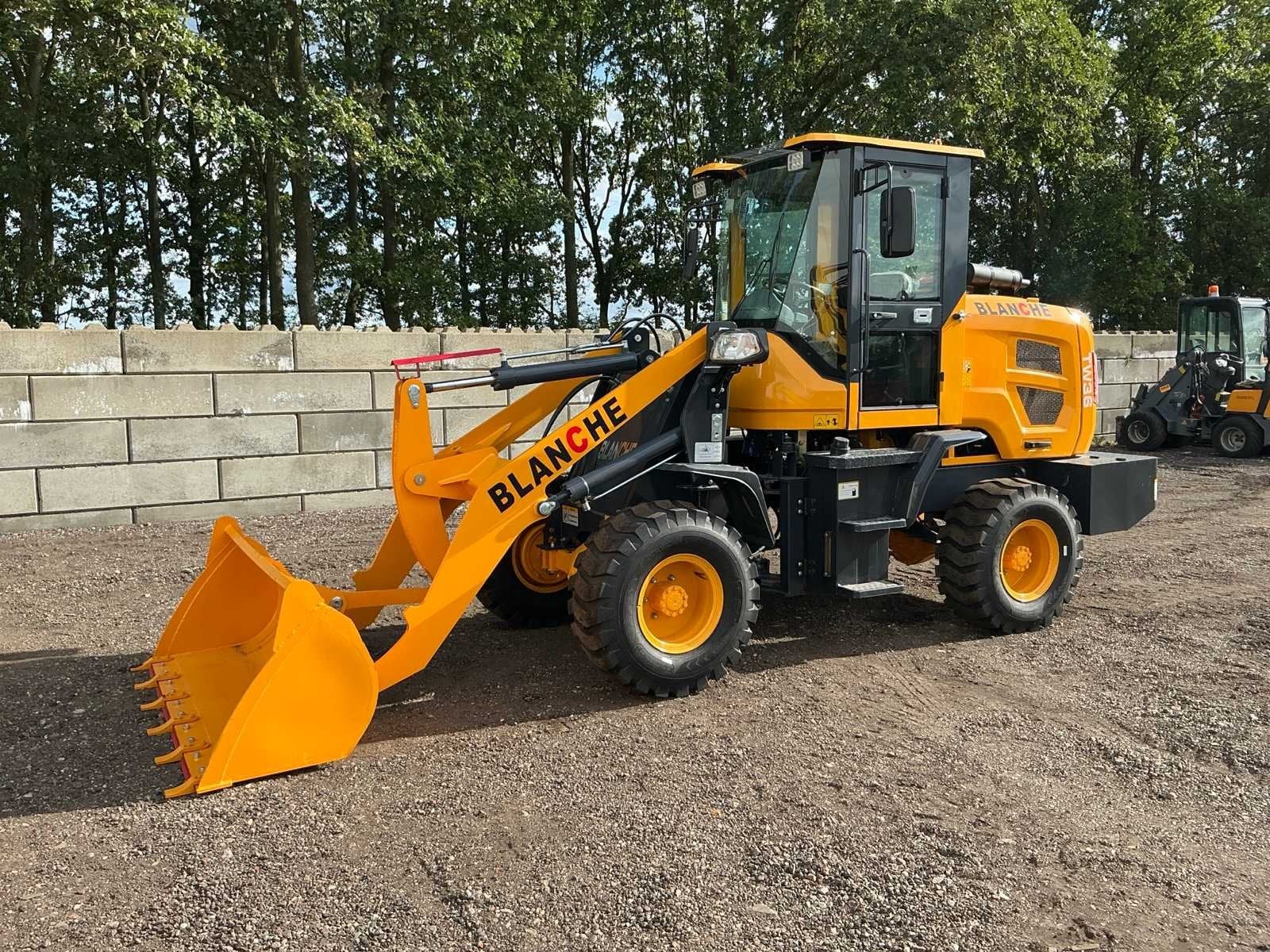 2026 Blanche TW 36 Shovel, Wiellader of Shovel