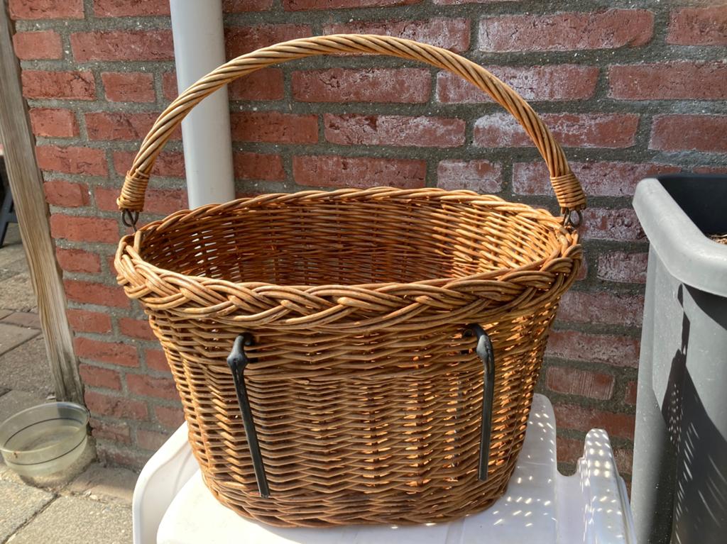 Rieten mand met ophanging, Ophalen of Verzenden, Gebruikt