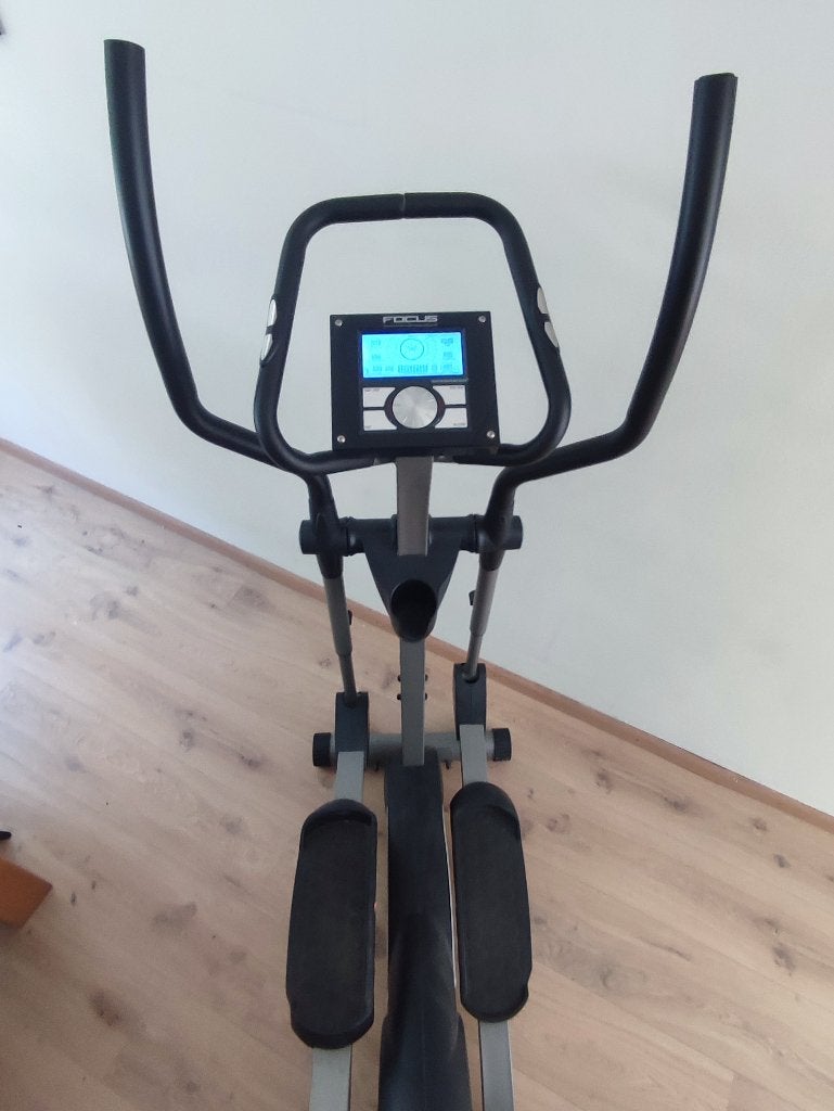 Elliptical Cross Trainer - Focus Fox 4, Sport en Fitness, Fitnessapparatuur, Ophalen, Gebruikt, Crosstrainer, Metaal