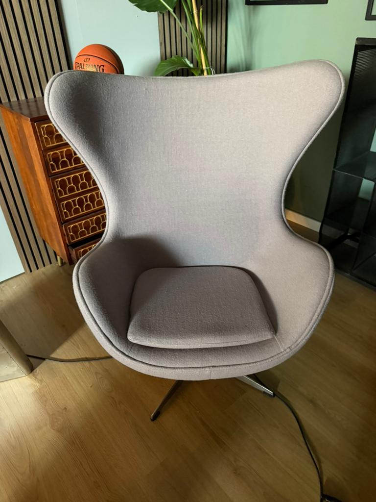 Stijlvolle Egg Chair - Comfortabele Fauteuil, Ophalen, Gebruikt, Eén, Stof