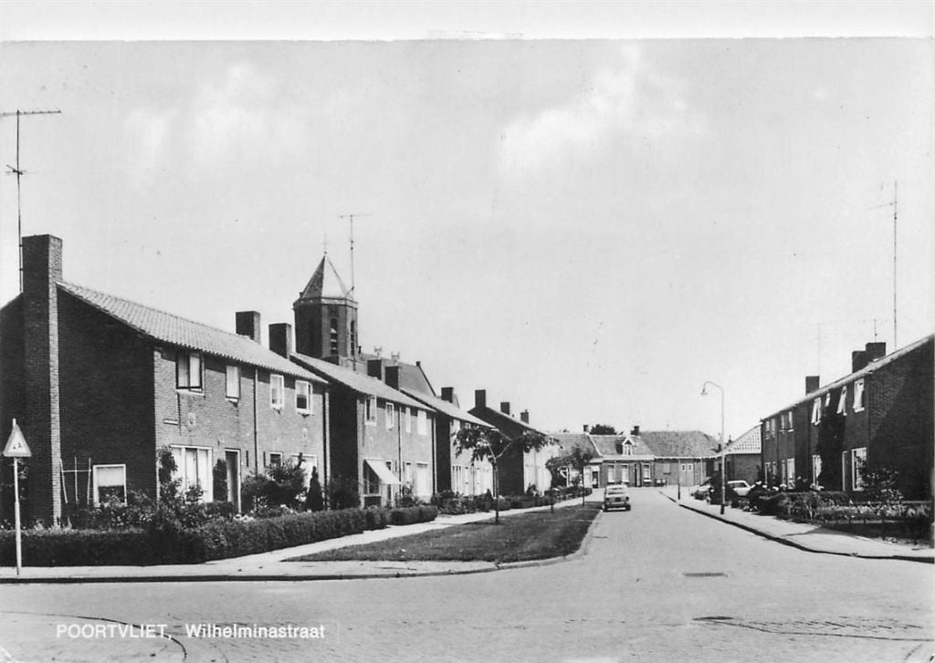378-350-011 Poortvliet Wilhelminastraat, Verzamelen, Ansichtkaarten | Nederland, Verzenden, Voor 1920, Zeeland