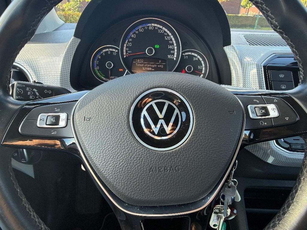 Foto 15 van Volkswagen e-up! Style 2021 Wit, 32 kWh accu
