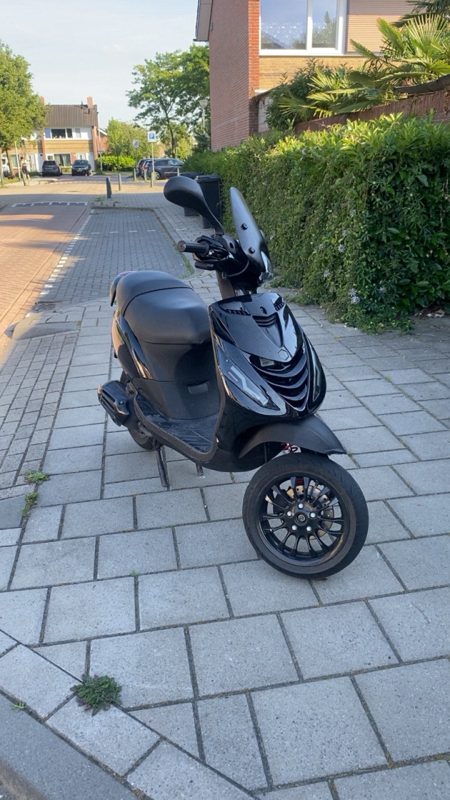 Zip 4t 150cc (lees beschrijving), Fietsen en Brommers, Scooters | Piaggio, Ophalen, Zo goed als nieuw, Benzine, Zip