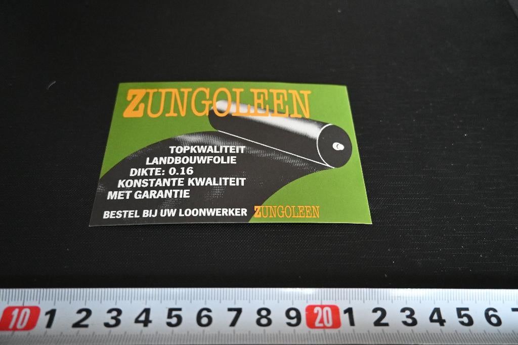 sticker ZUNGOLEEN  Landbouwfolie, Ophalen, Zo goed als nieuw, Sticker