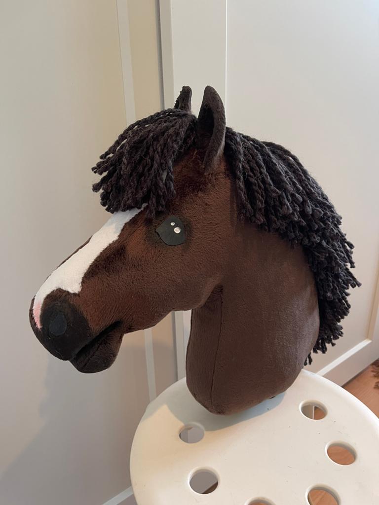 IW hobbyhorse nieuw!! Gemaakt voor verkoop, Ophalen of Verzenden, Zo goed als nieuw
