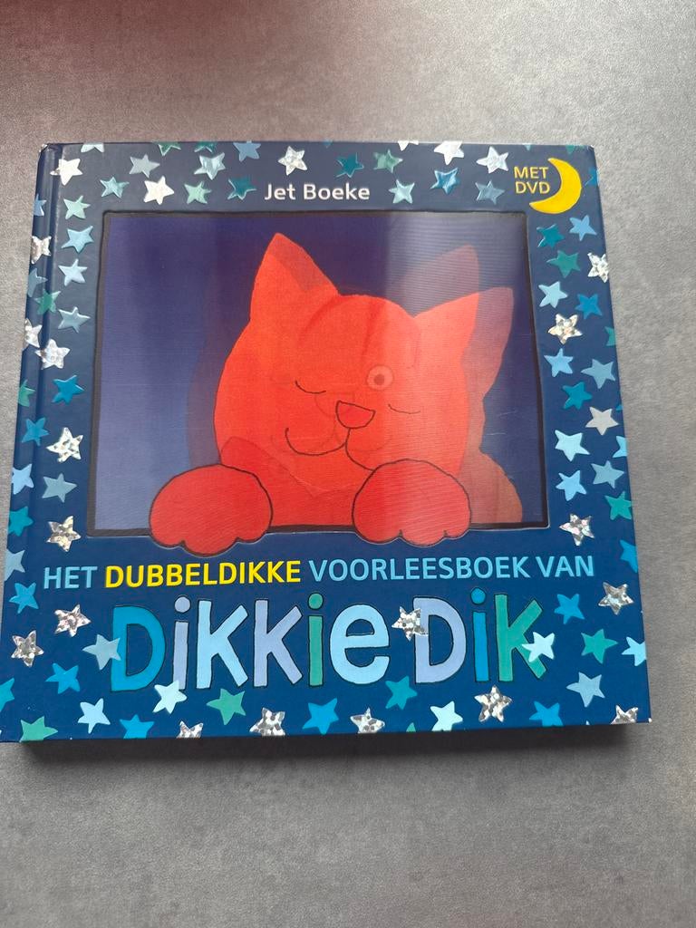 Het Dubbeldikke Voorleesboek van Dikkie Dik, Ophalen of Verzenden, Zo goed als nieuw, Fictie algemeen