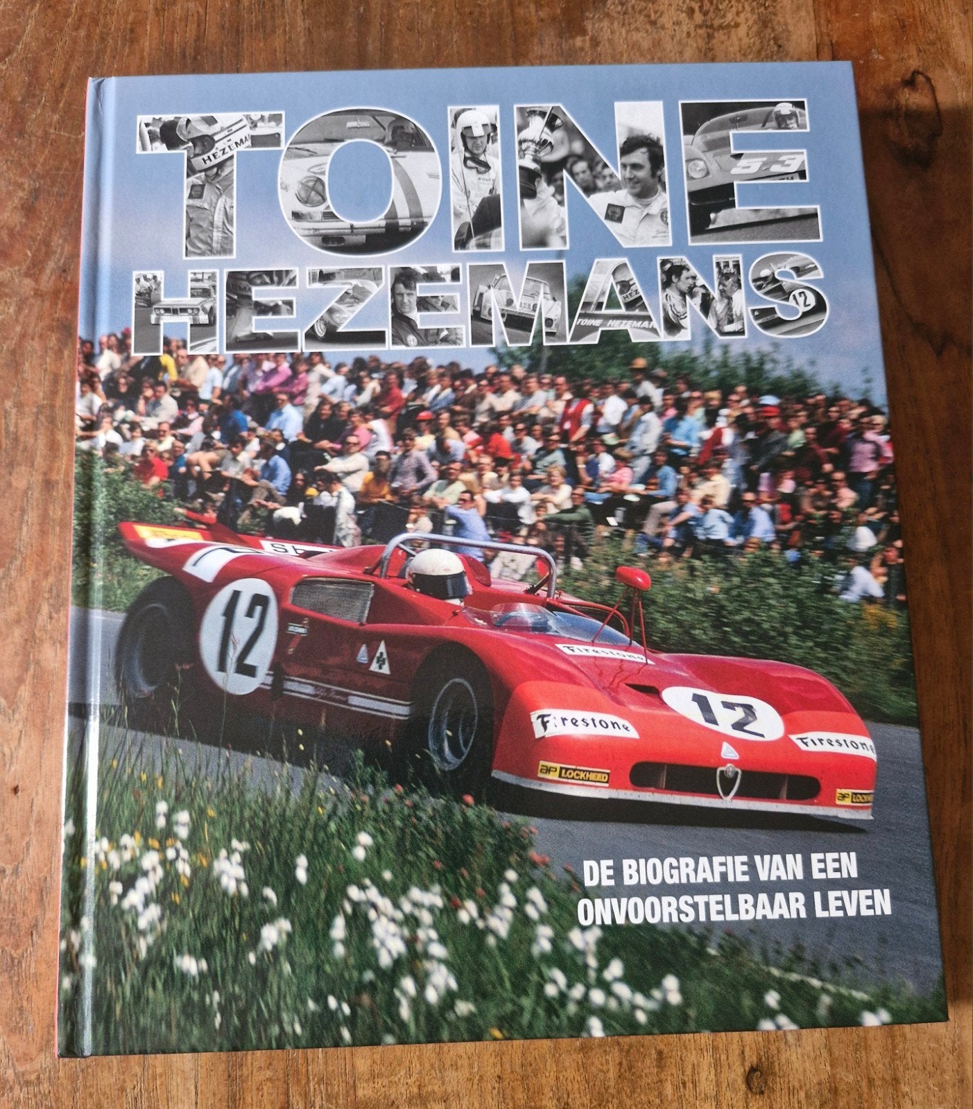 Gesigneerd boek Toine Hezemans Alfa Bertone GTA Porsche BMW, Boeken, Ophalen of Verzenden, Zo goed als nieuw, Algemeen, Mark Koense en Toine Hezemans