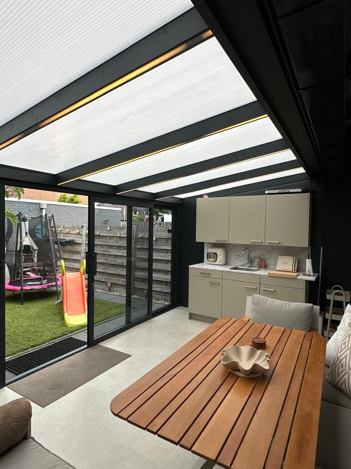 Veranda overkaping, Ophalen, Zo goed als nieuw, Veranda