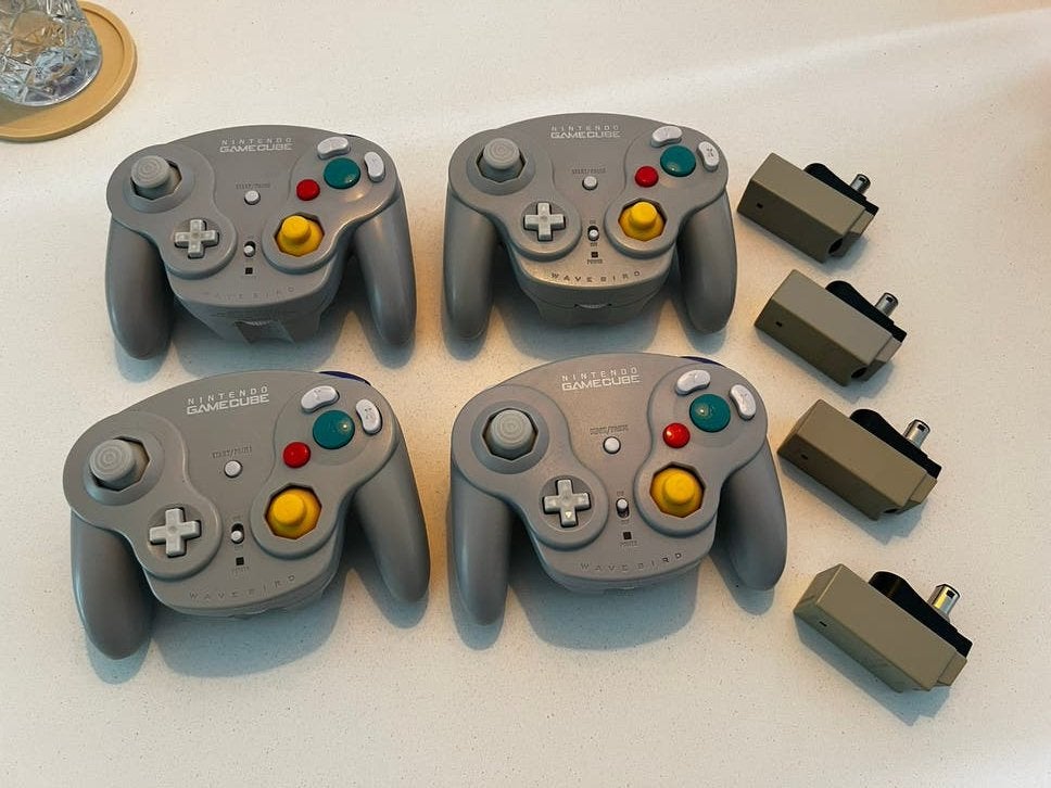 4x GameCube Wavebird controller met receiver, Ophalen of Verzenden, Zo goed als nieuw