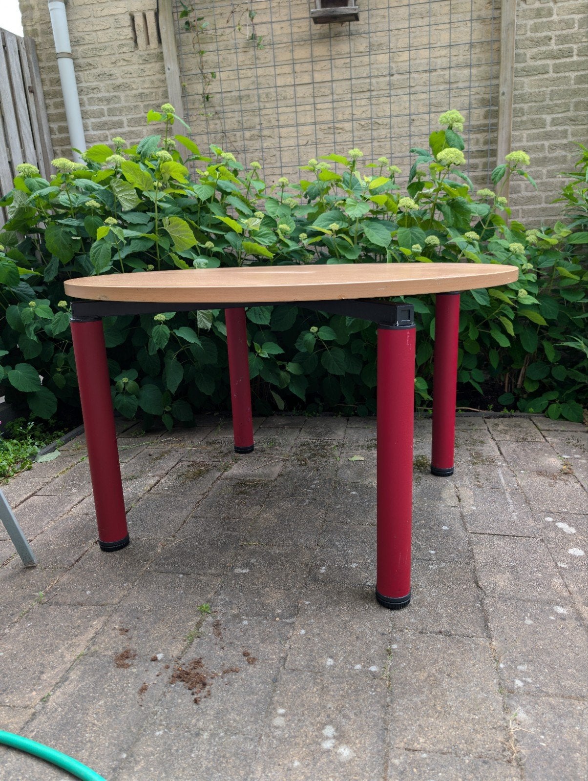 Vitra vergadertafel 120cm diameter., Ophalen, Gebruikt