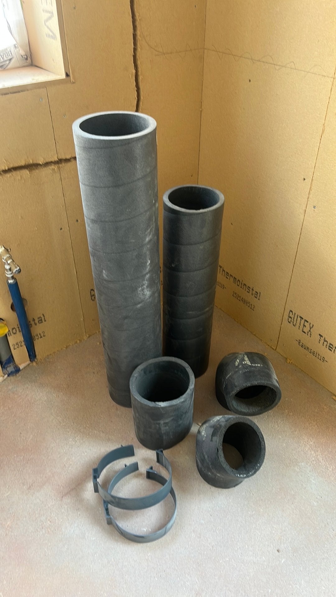 Ubbink Aerfoam buizen en toebehoren, Doe-het-zelf en Verbouw, Buizen en Afvoer, Ophalen, Bochten, Pvc, Zo goed als nieuw