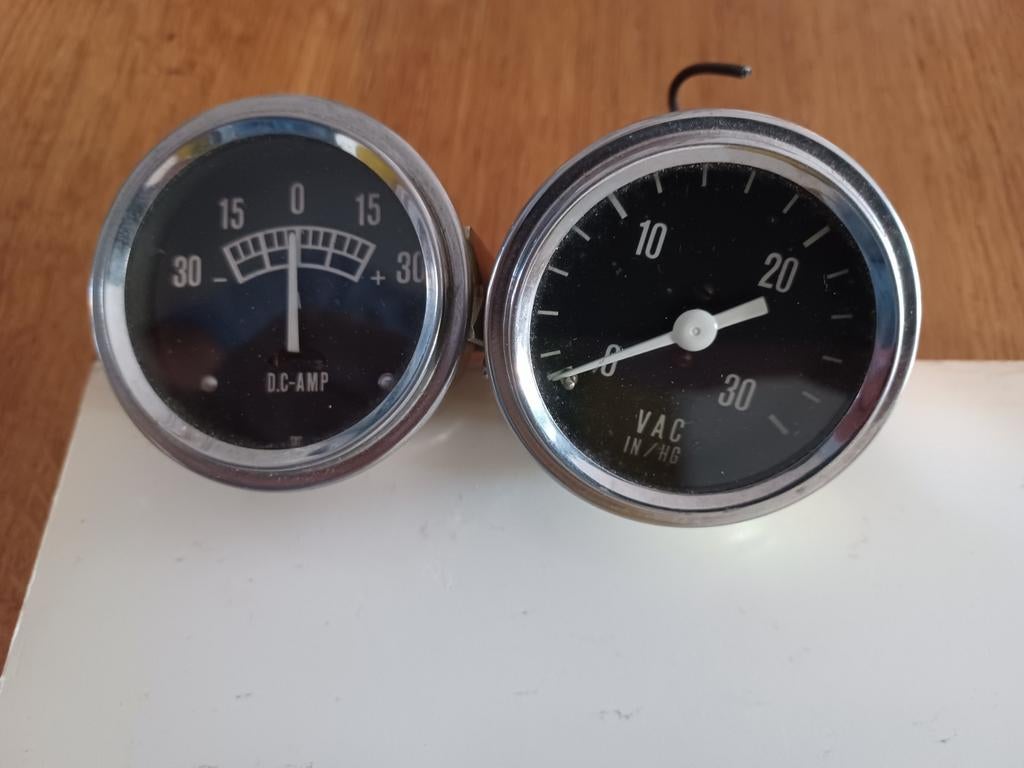 2 NOS meters - Amperemeter en Vacuümmeter n.o.st., Ophalen of Verzenden, Nieuw