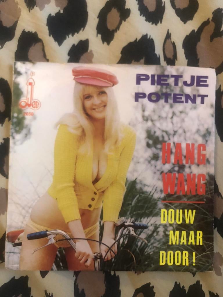 Single Pietje Potent Hang Wang / Douw maar door., Ophalen, Gebruikt, 7 inch, Levenslied of Smartlap