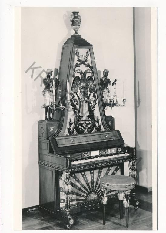Haags Gemeentemuseum - Pyramide-piano - Conrad. Graf., Verzenden, 1960 tot 1980, Ongelopen, Zuid-Holland