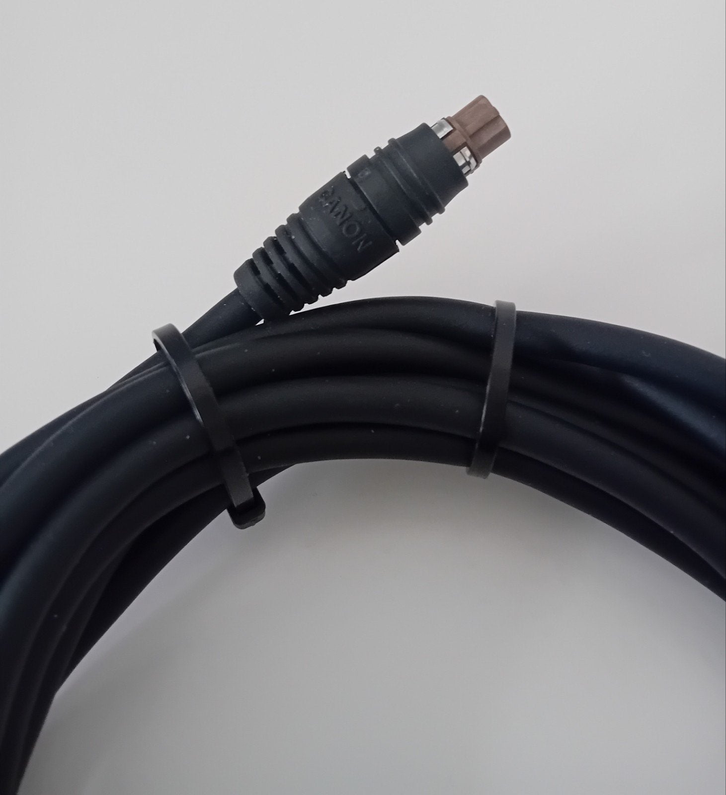 Canon TTL Connecting Cord 300 original Flitskabel, Ophalen of Verzenden, Zo goed als nieuw, Canon