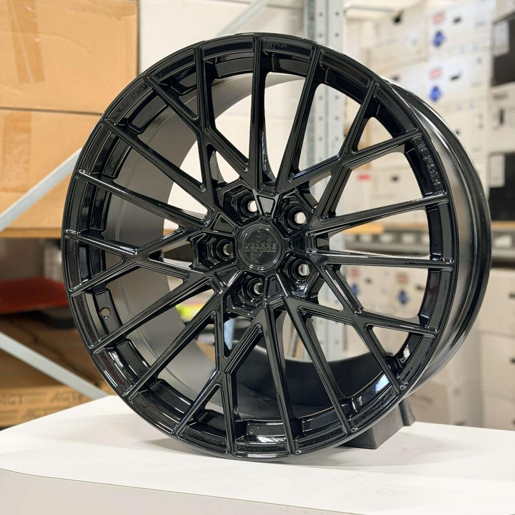 20 inch velgen BMW 5x120 F30 F32 F10 F11 Concave Velare UK, Auto-onderdelen, Banden en Velgen, Niet ingevuld, Velg(en), Niet ingevuld