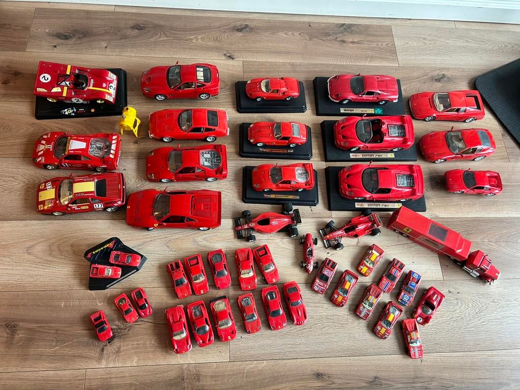 Grote Ferrari Verzameling - Bburago, Polistil & Maisto, Hobby en Vrije tijd, Modelauto's | 1:18, Gebruikt, Auto, Overige merken